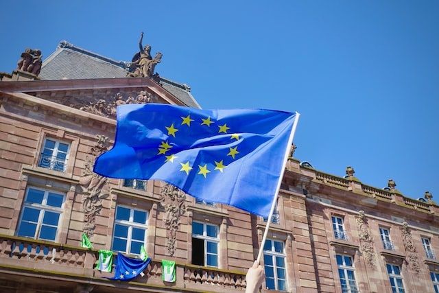 5 tips for doing business in Europe as an American