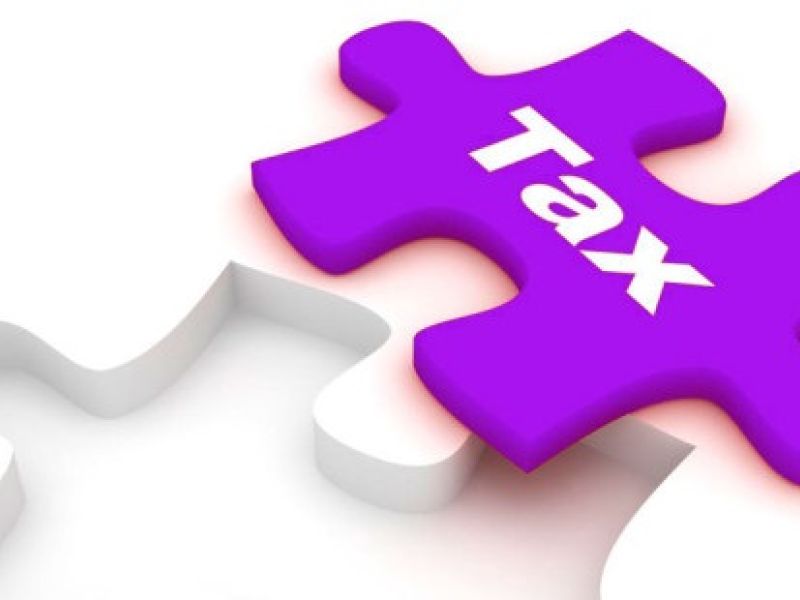 Hollande to Cut French Corporation Tax